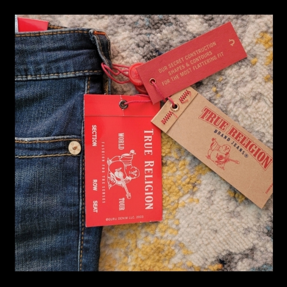 💙True Religion brand new 2021 Capri Contour Style Jeans